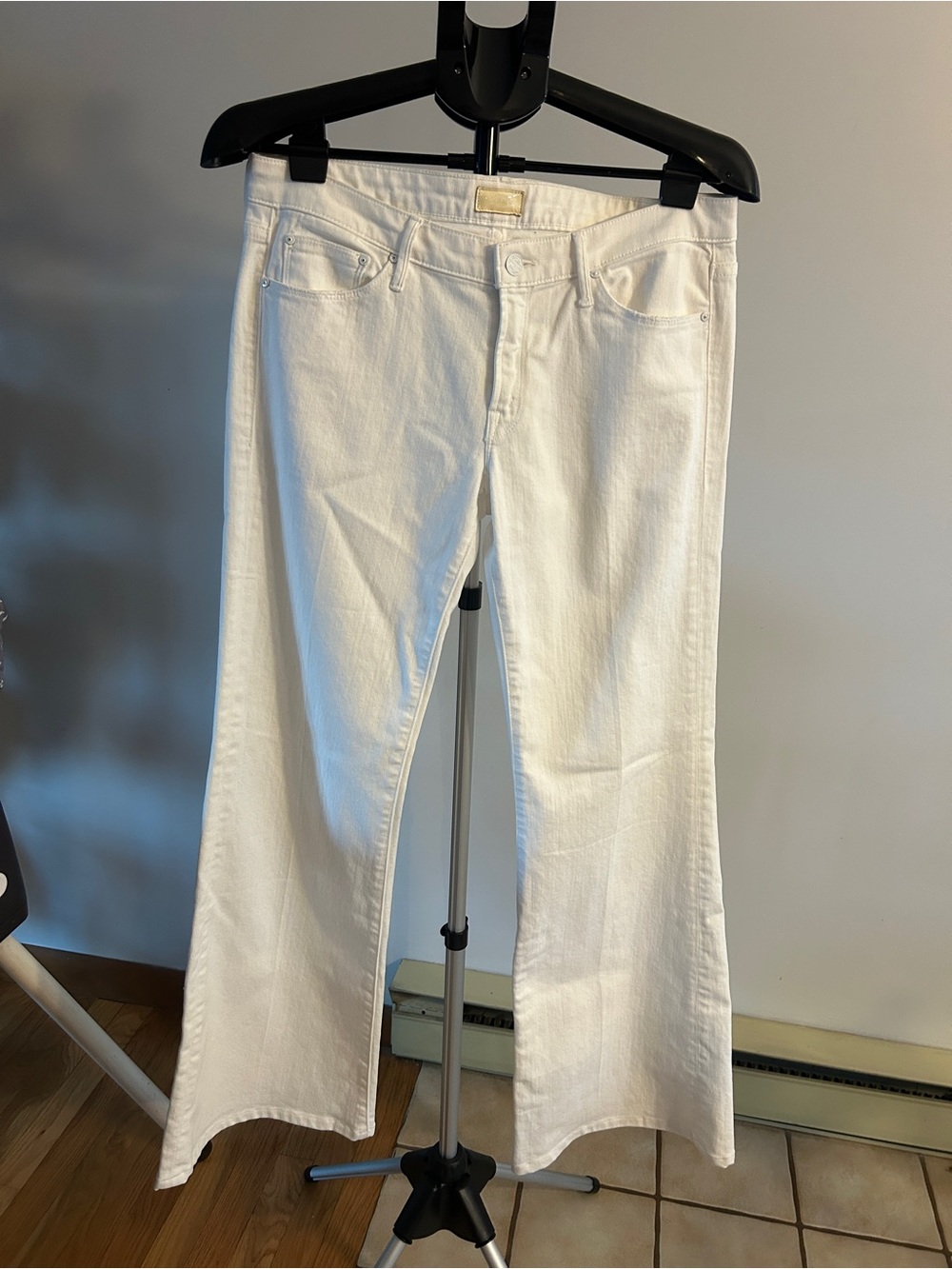 MOTHER The Wilder Mirror, Mirror size 31 white jeans